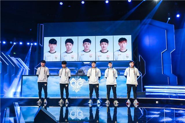 如今的足坛 如今的足坛