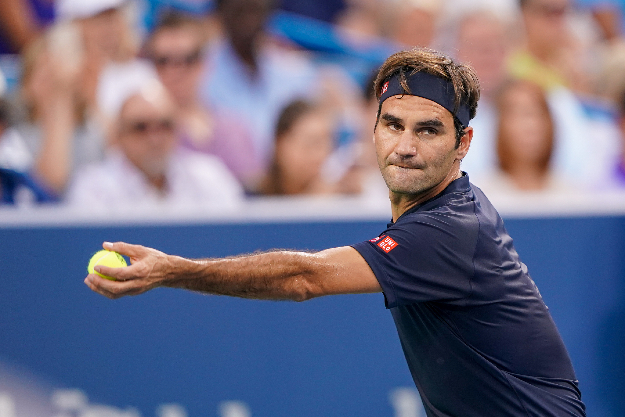 大镜下审视 大镜下审视